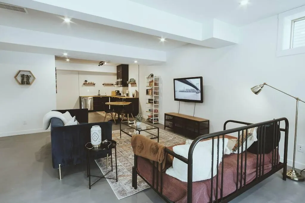 Vila Nyc Loft Inspired •12 Mins To Wem •Vintage Arcade Edmonton Prázdninový dům